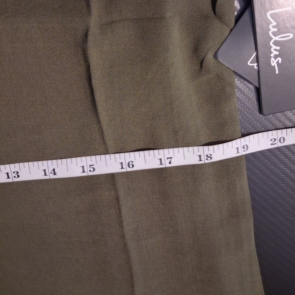 NWT Lulus Shift and Shout Olive Green Short Sleeve Mini Shift Dress M Party Mod - Picture 10 of 12